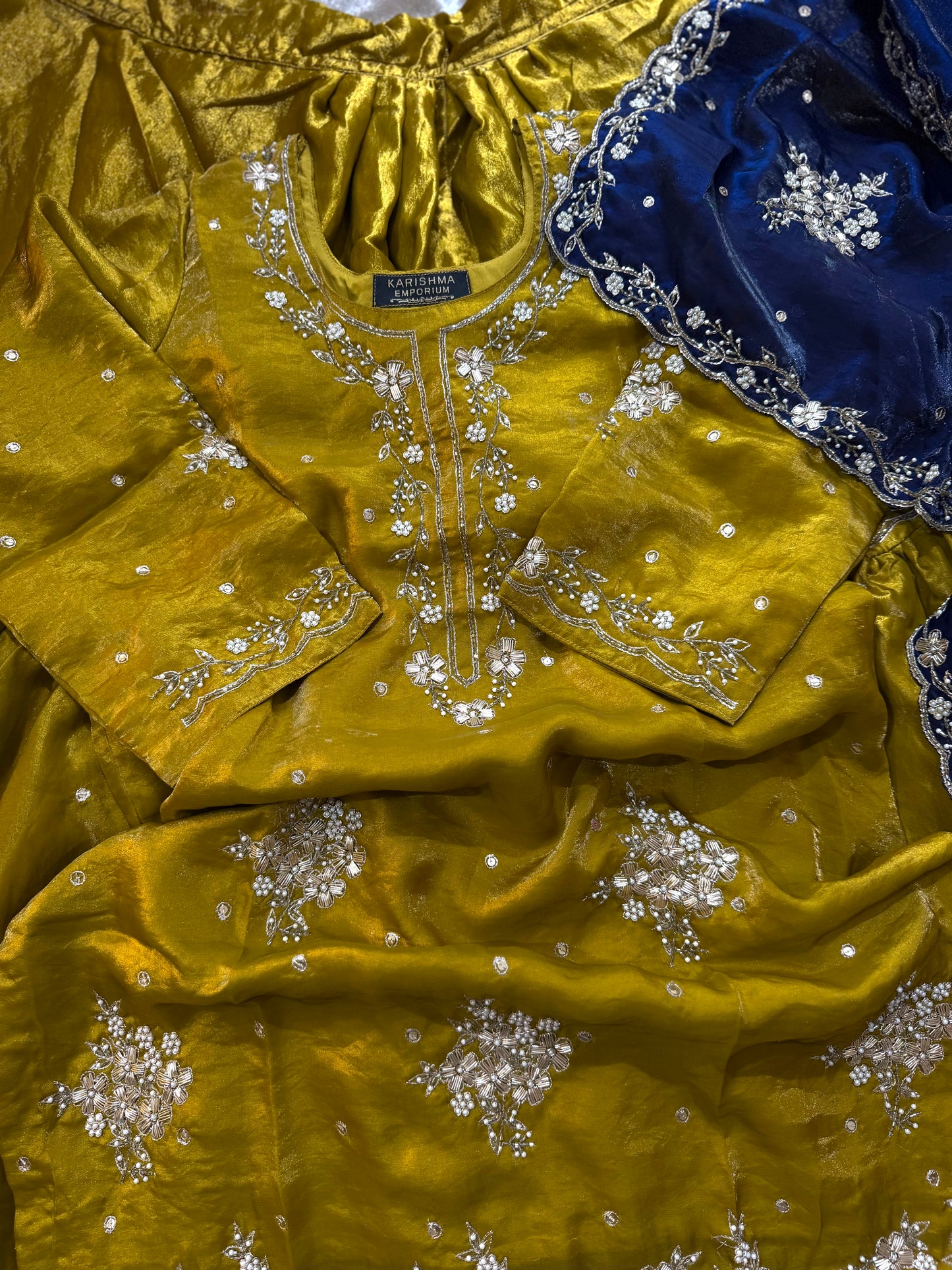 Beautiful dabka gharara in contrast dupatta