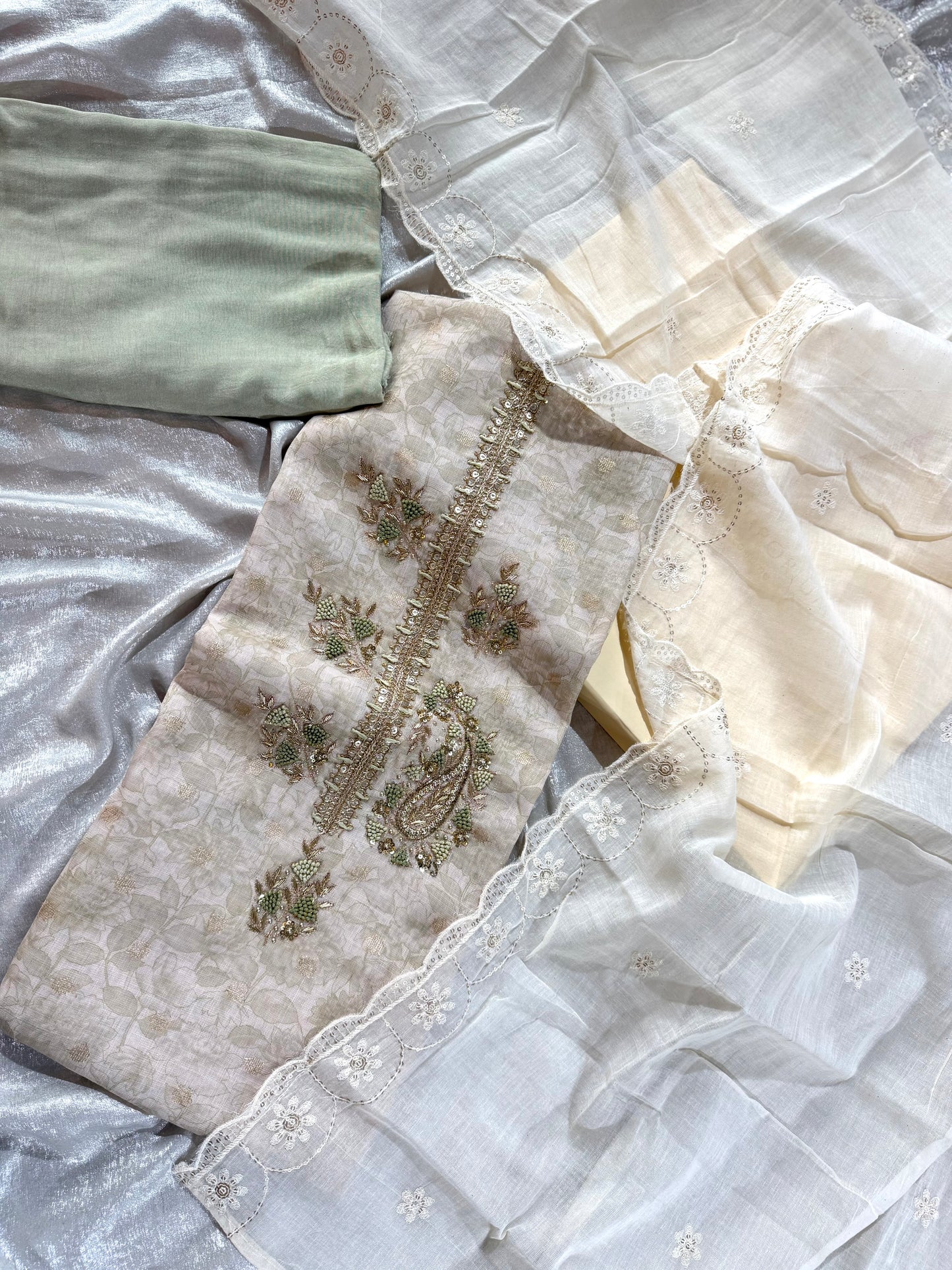 PARTYWEAR SUIT IN GERMAN LINEN FABRIC