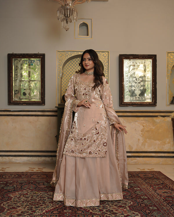Skirt by Maryam Nawaz | | Karishma Emporium | Elegance in Making Pure Zardozi Women wear