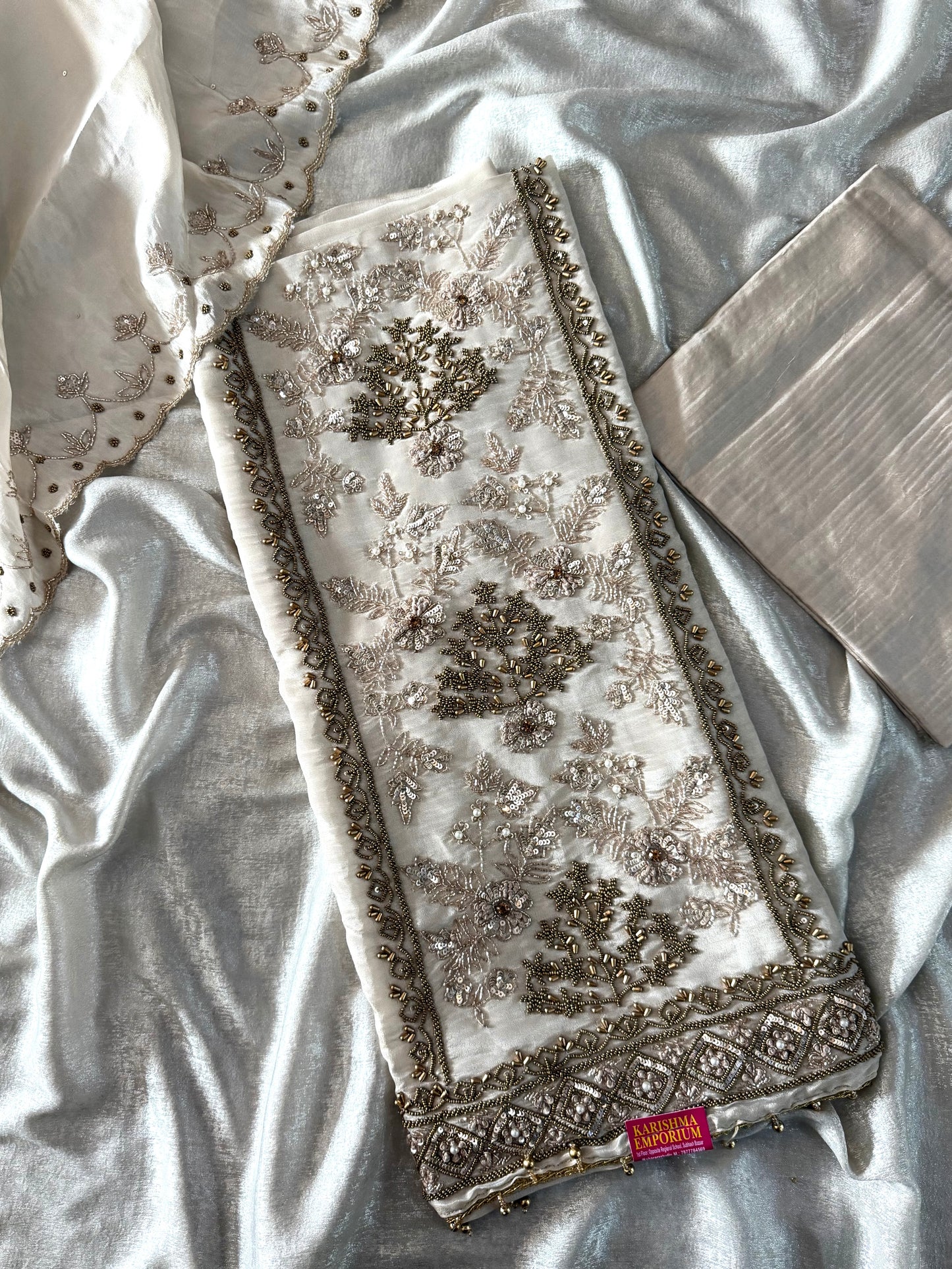 BEAUTIFUL OFF WHITE WEDDING SUIT
