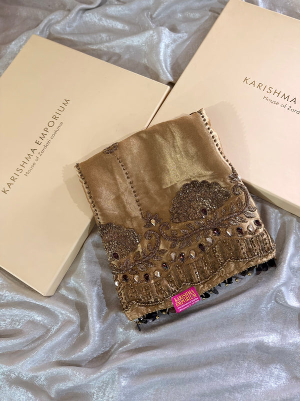 BEAUTIFUL GOLD COLOUR ANTIQUE WORK SUIT