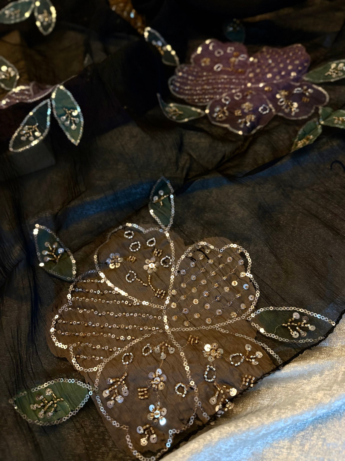 BEAUTIFUL VISCOUS FABRIC SUIT WITH PAINTING DUPATTA