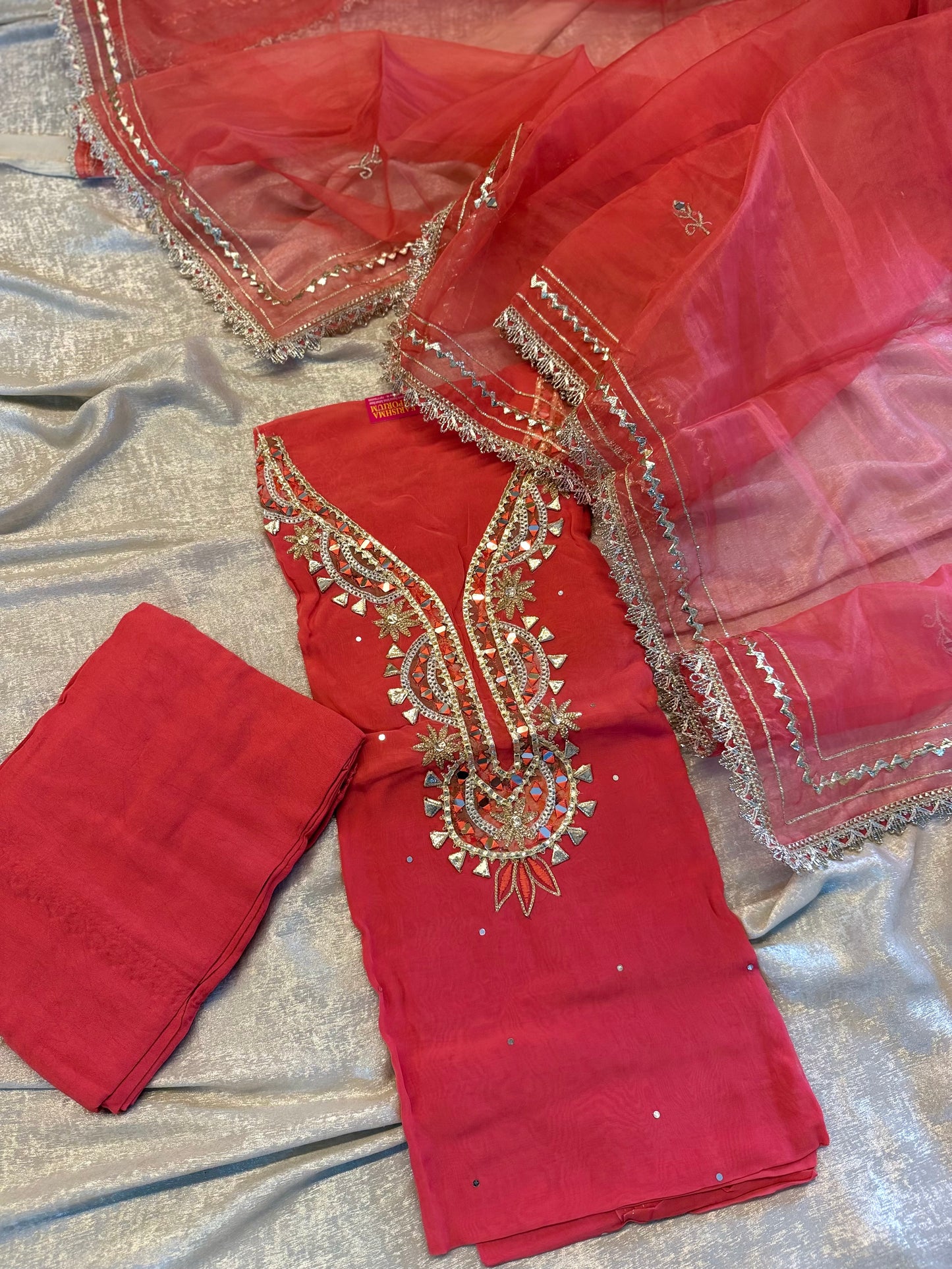 PUNJABI SUITS