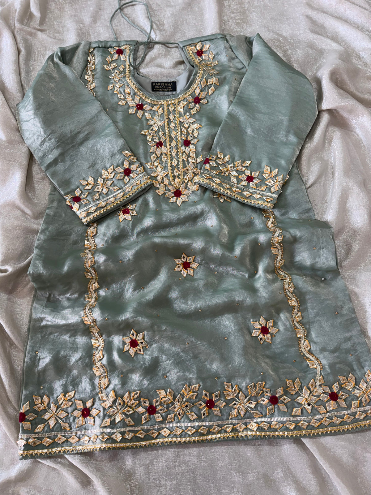 BEAUTIFUL GOTA PATTI GHARARA