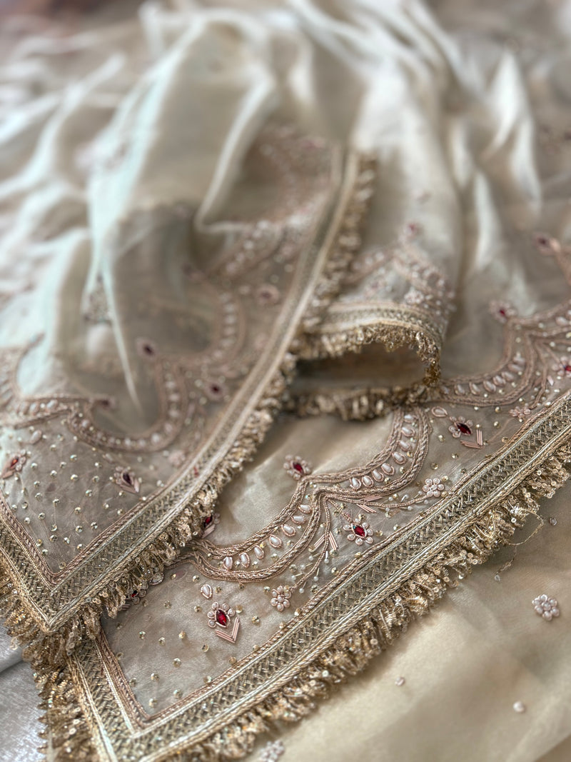 SHAADI KA JODA ✨ |  | Karishma Emporium | Elegance in Making Pure Zardozi Women wear
