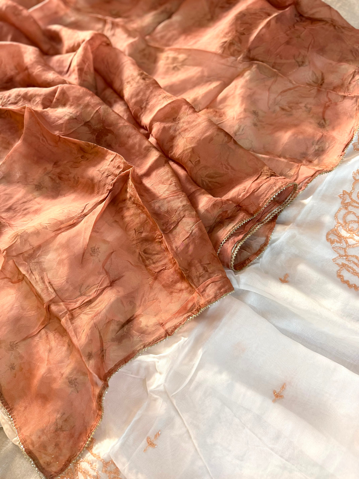 BEAUTIFUL UNSTITCHED SUIT