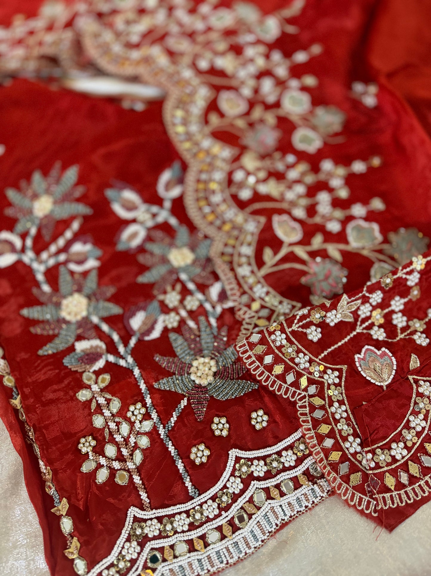 NEW WEDDING SUITS