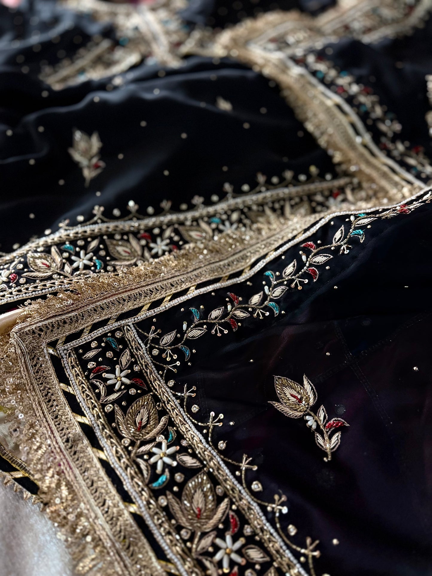 (KHUBSURAT)BLACK DABKA CHATAPATI GHARARA ON ITALIAN SHIMAR FABRIC