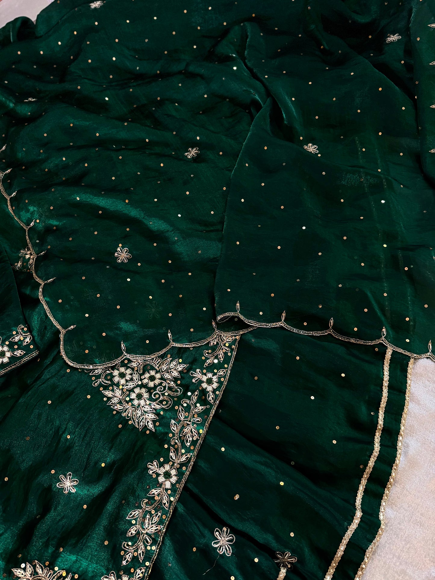 BOTTLE GREEN GHARARA