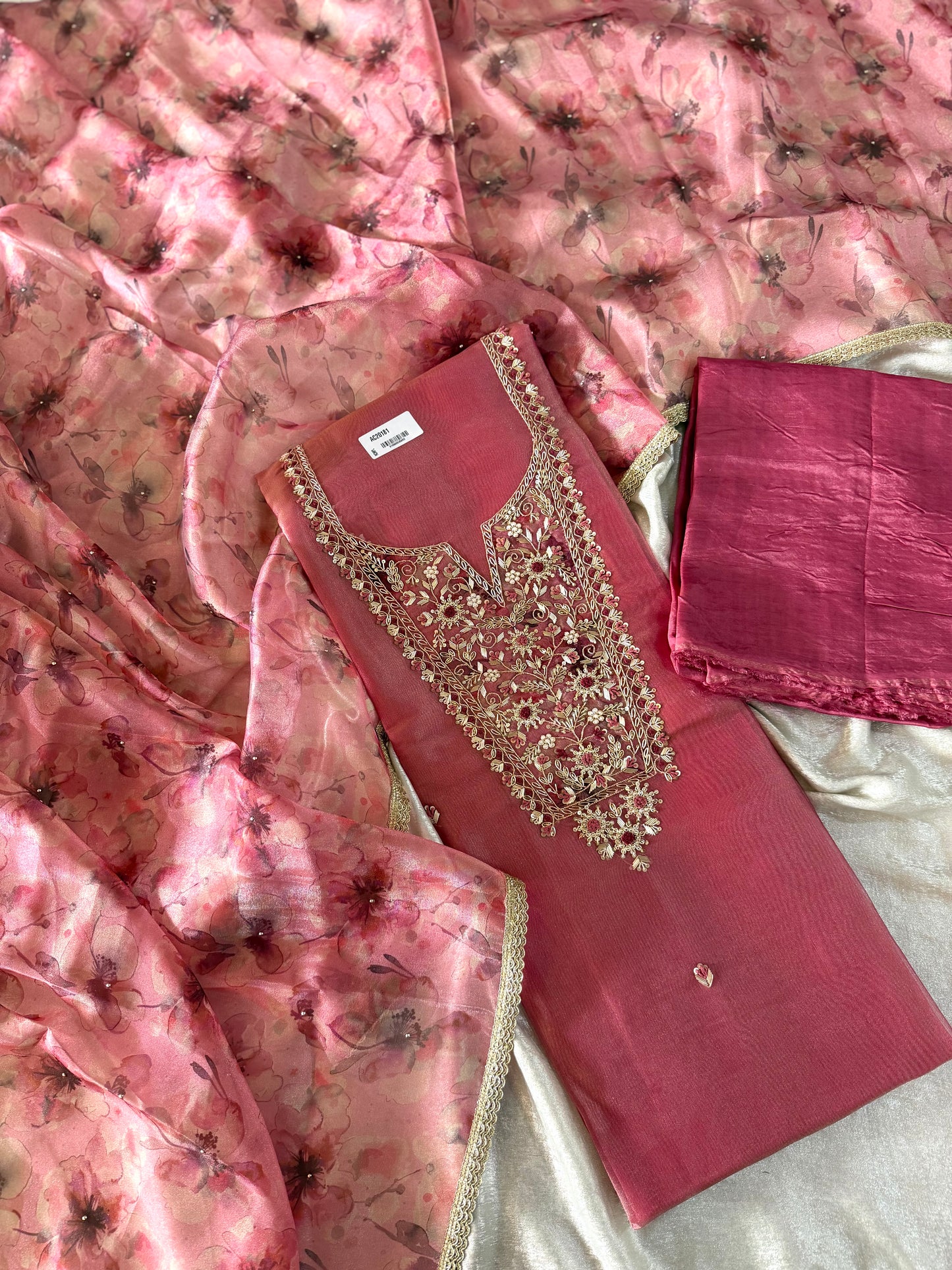 ZARDOZI NECK SUITS IN ITALIAN TISSUE FABRIC