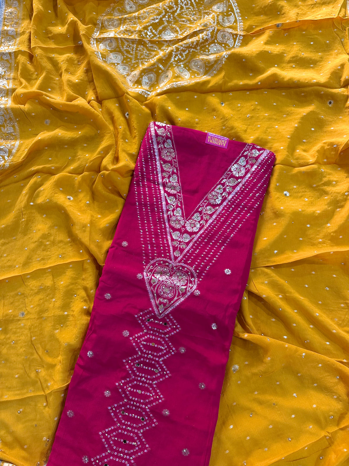 BEAUTIFUL PUNJABI SUITS WITH CONTRAST DUPATTA ON PURE SILK