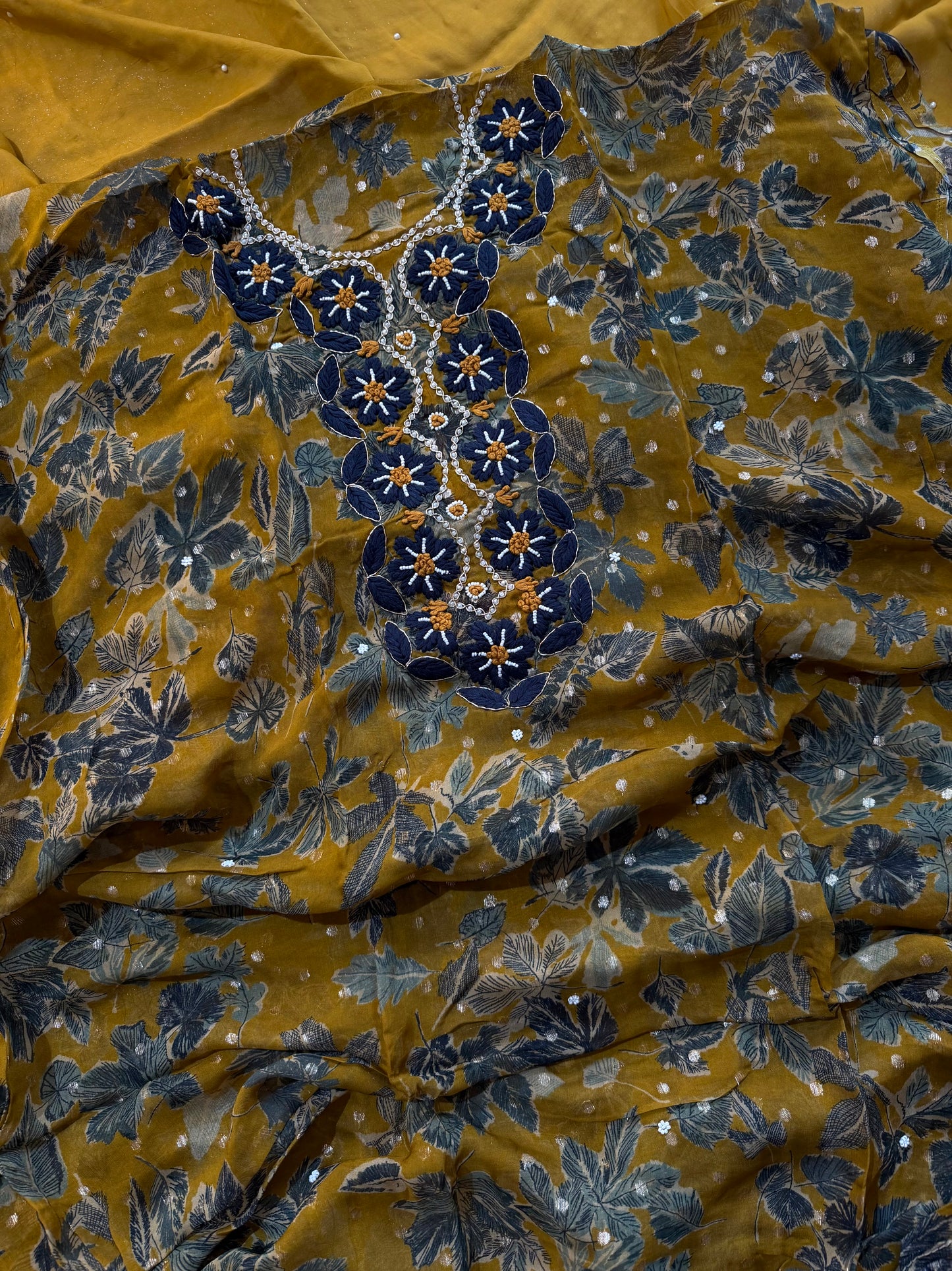 BEAUTIFUL PARTYWEAR SUIT