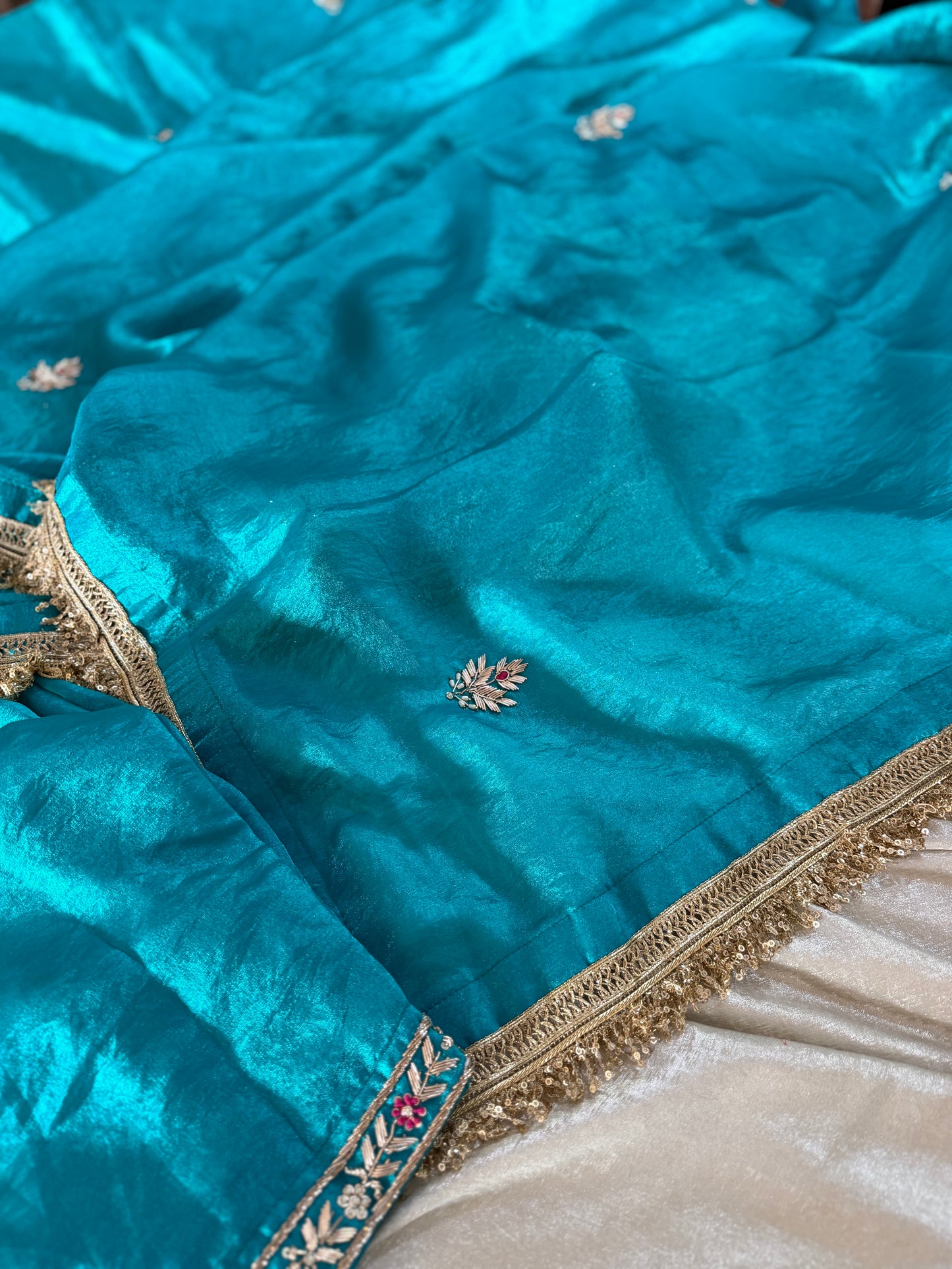 BEAUTIFUL BACKWORK KURTA PANT SET IN ZARDOZI WORK