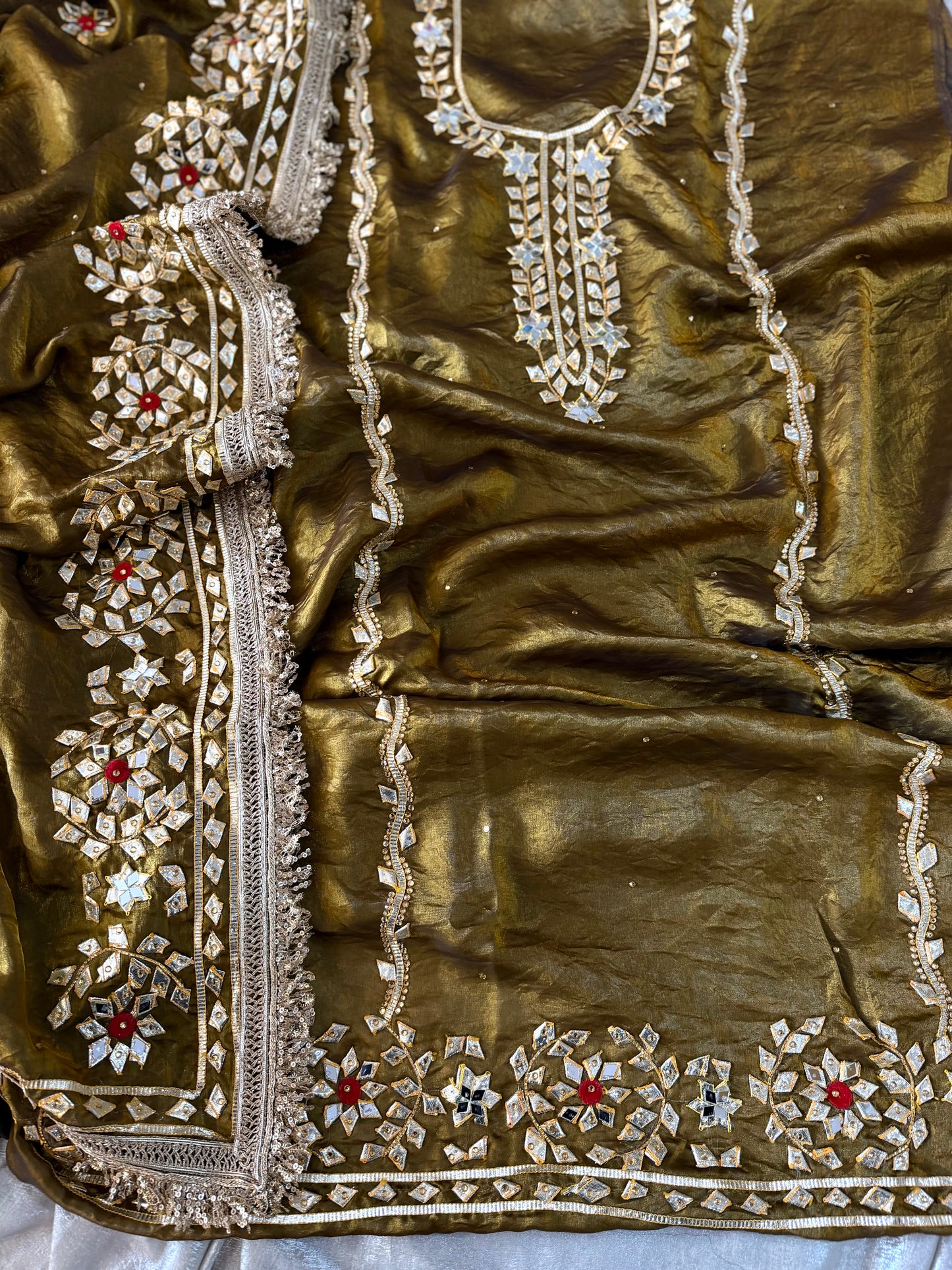 GOTA PATTI SUITS