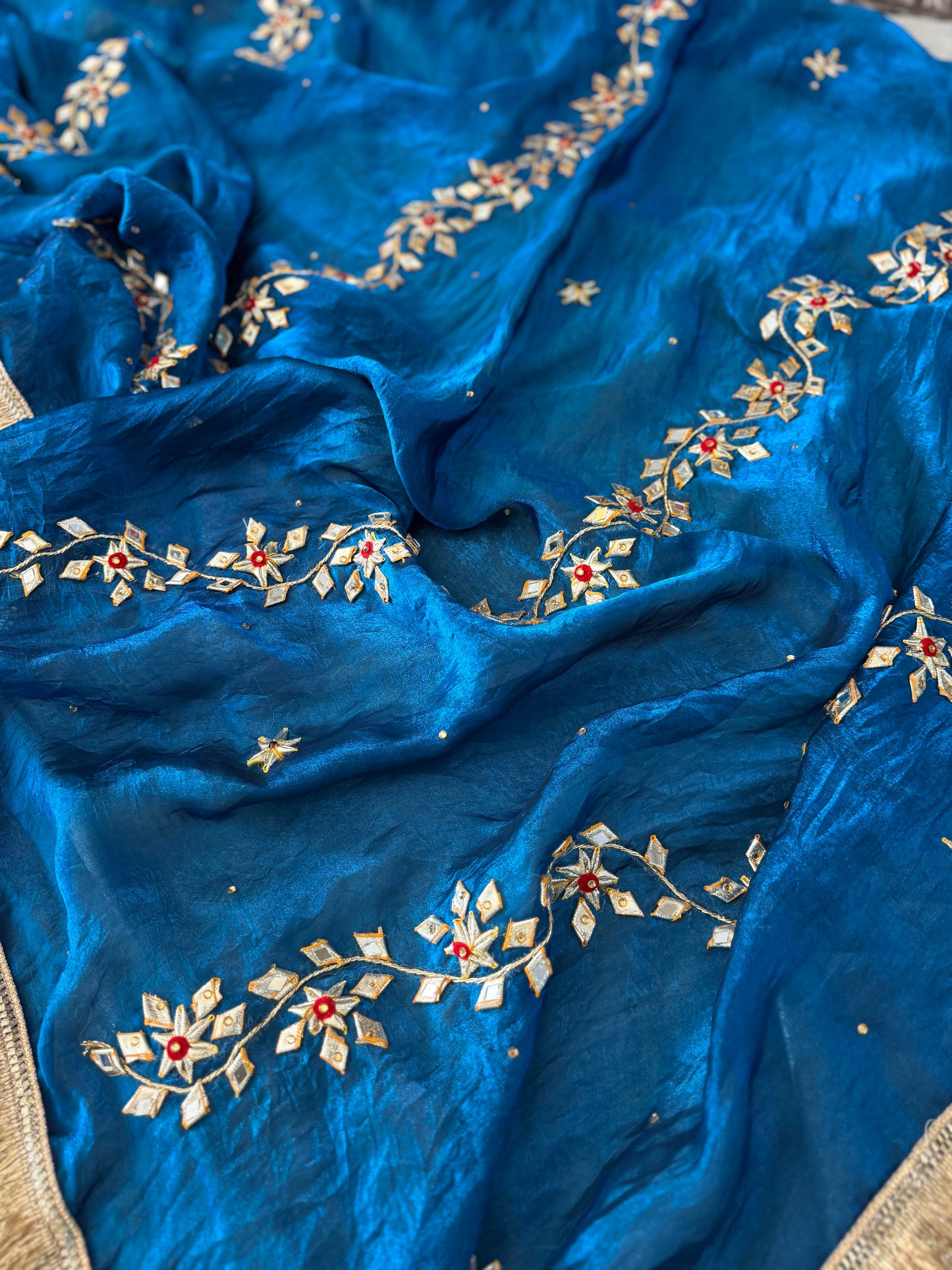 BEAUTIFUL GOTA PATTI