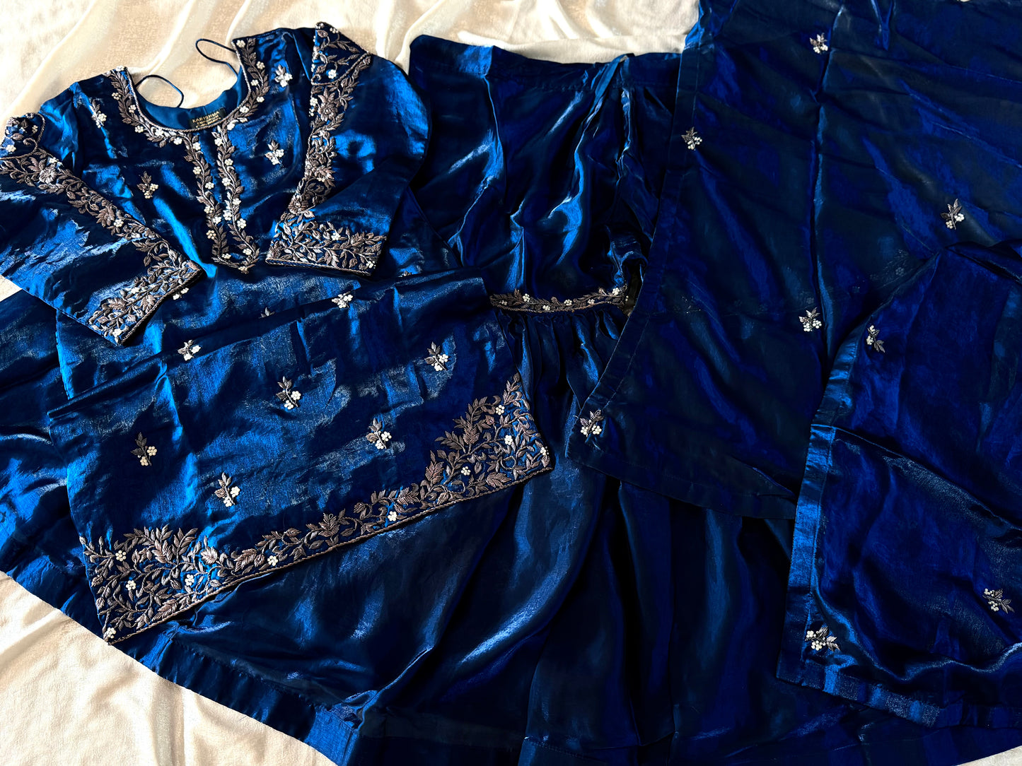 ANTIQUE ZARDOZI GHARARA