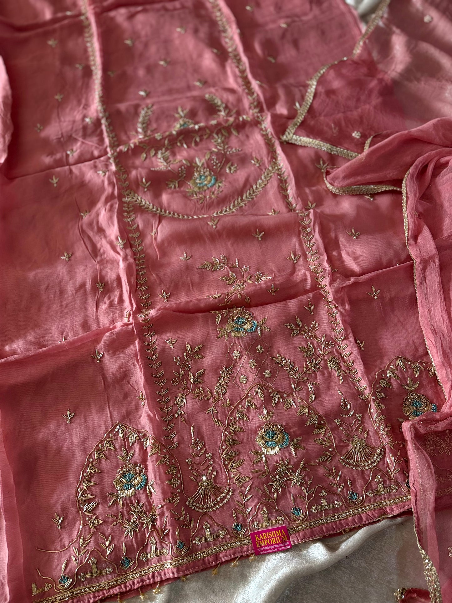 PURE DABKA SUITS