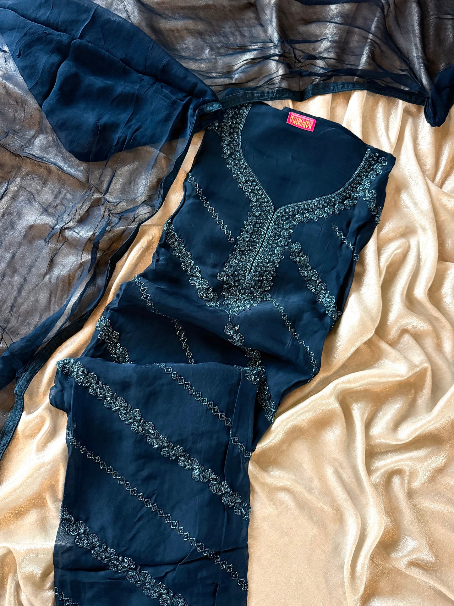 BEAUTIFUL MOTI ND CUTDANA WORK SUIT IN BLUE