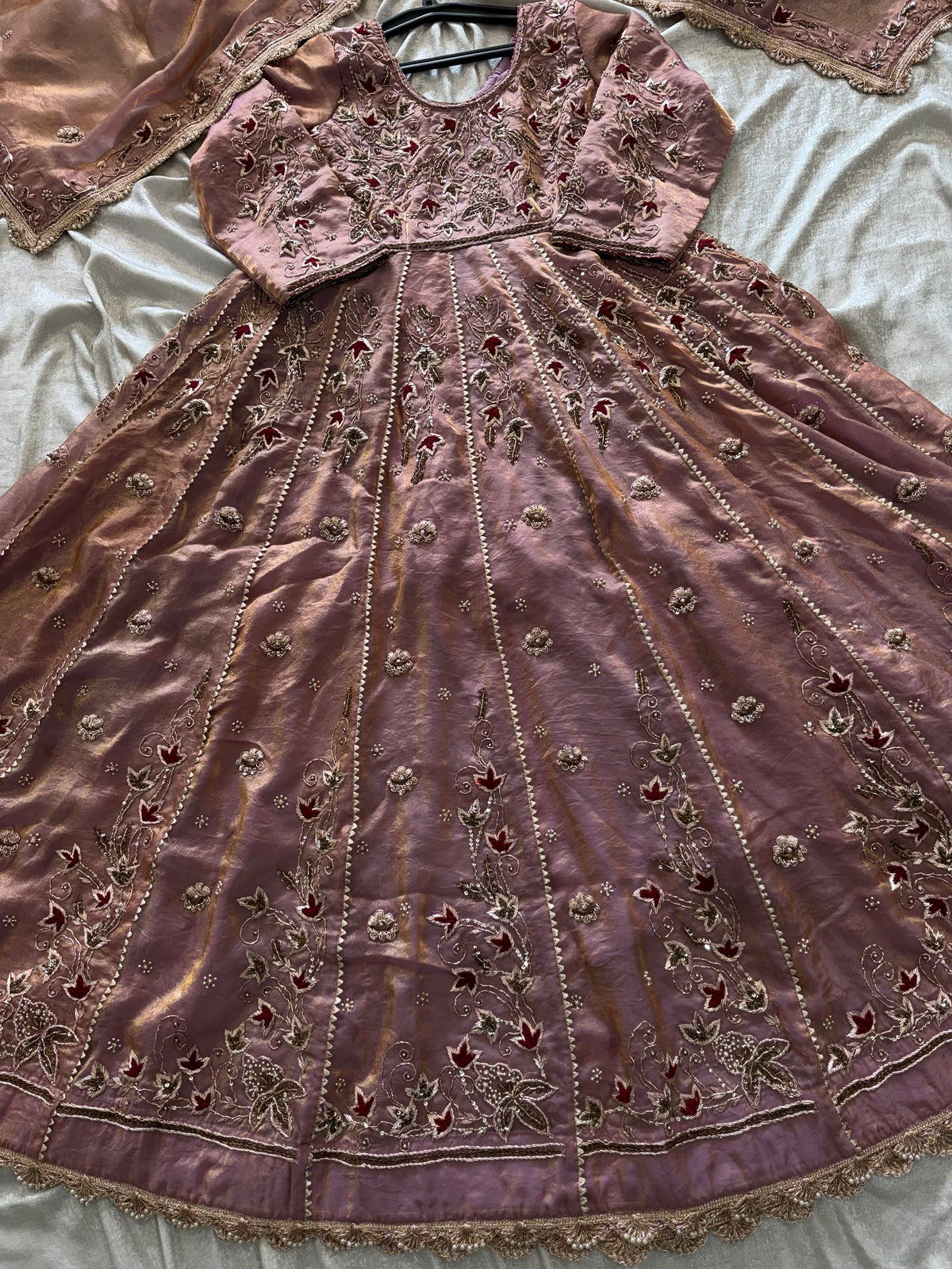 (OUR PREMIUM LIGHT PURPLE ZARDOZI ANARKALI)…FULL LENGTH ANARKALI WITH BACK WORK