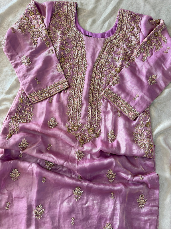 ZARDOZI KURTA PANT IN LAVENDER WITH BACK WORK