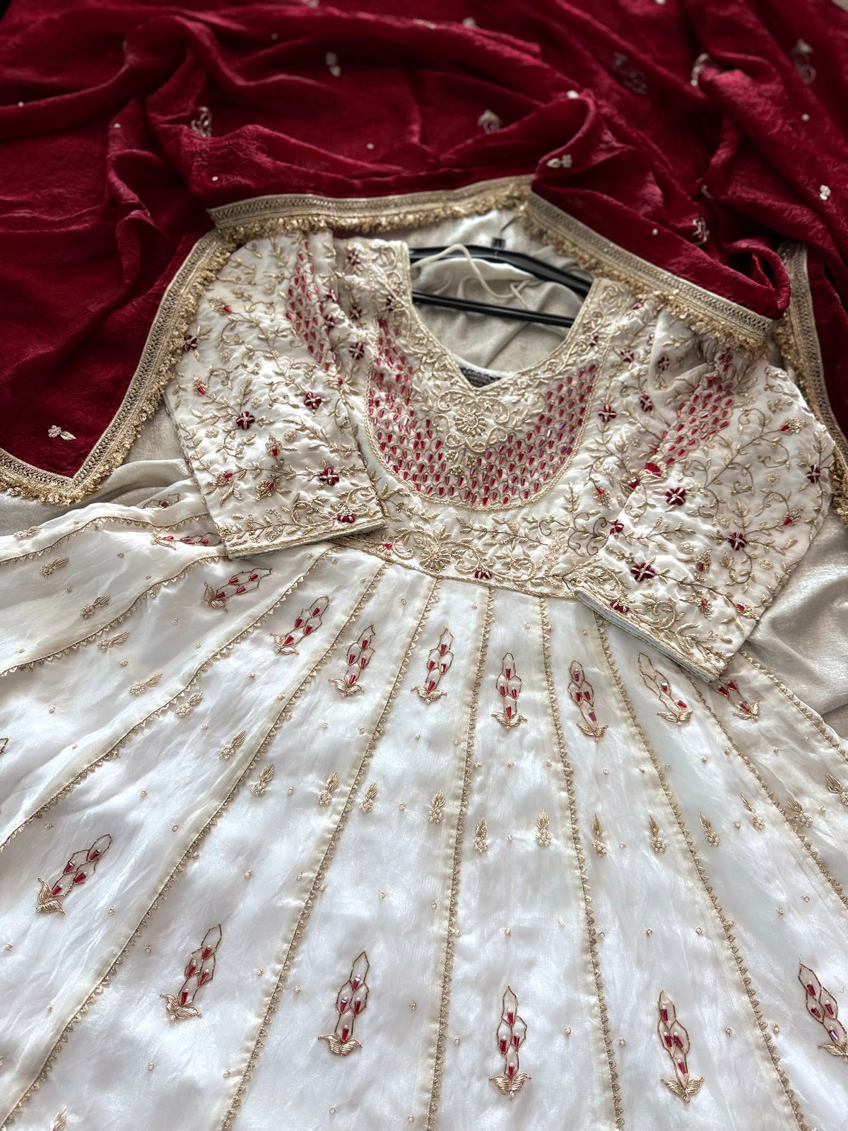 BEAUTIFUL ANARKALI DRESS IN PURE ZARDOZI WITH BANARSI PLAIN PANT