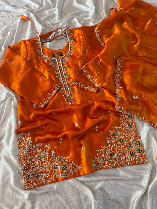 RUST ORANGA DABKA GHARARA