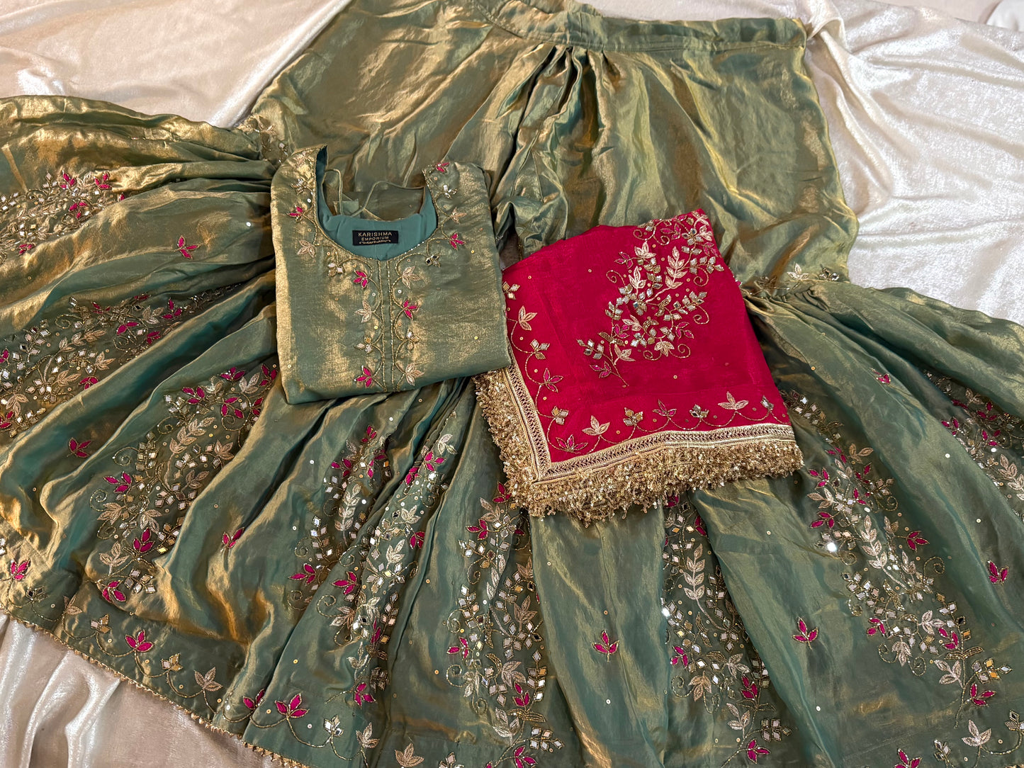BEAUTIFUL HANDWORK GHARARA