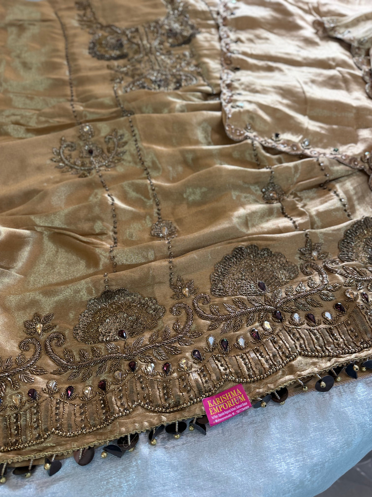 BEAUTIFUL GOLD COLOUR ANTIQUE WORK SUIT