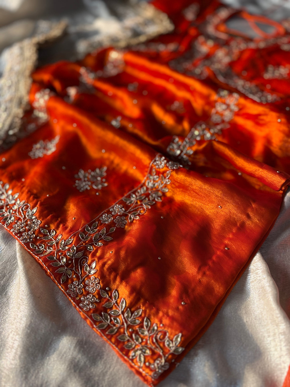 ORANGA DABKA WORK GHARARA