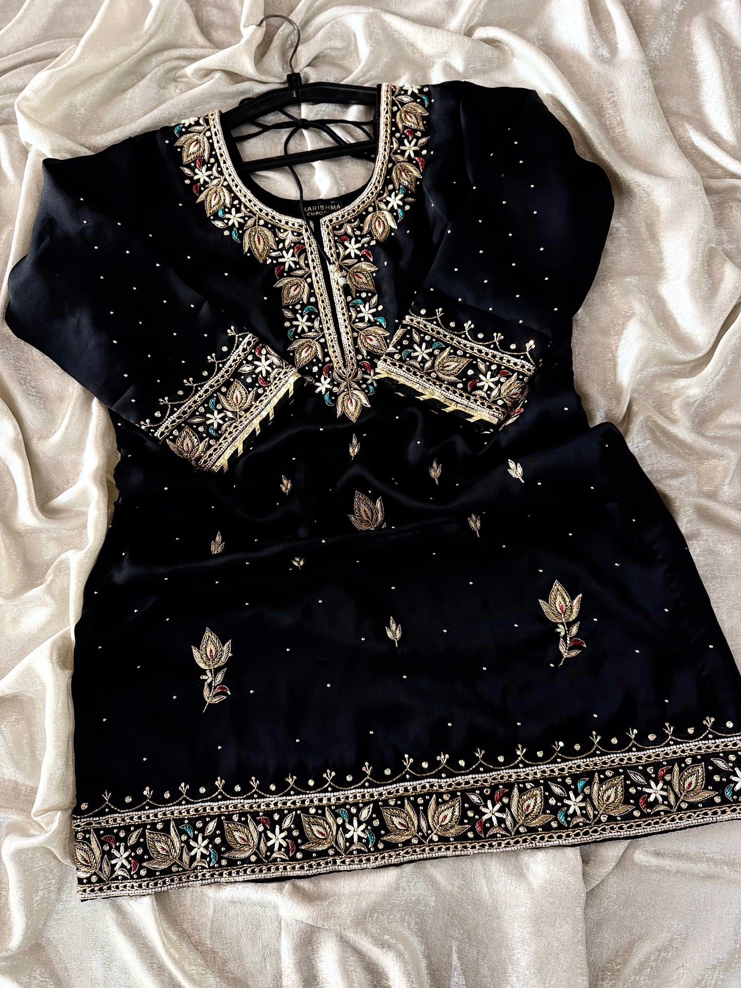 (KHUBSURAT)BLACK DABKA CHATAPATI GHARARA ON ITALIAN SHIMAR FABRIC