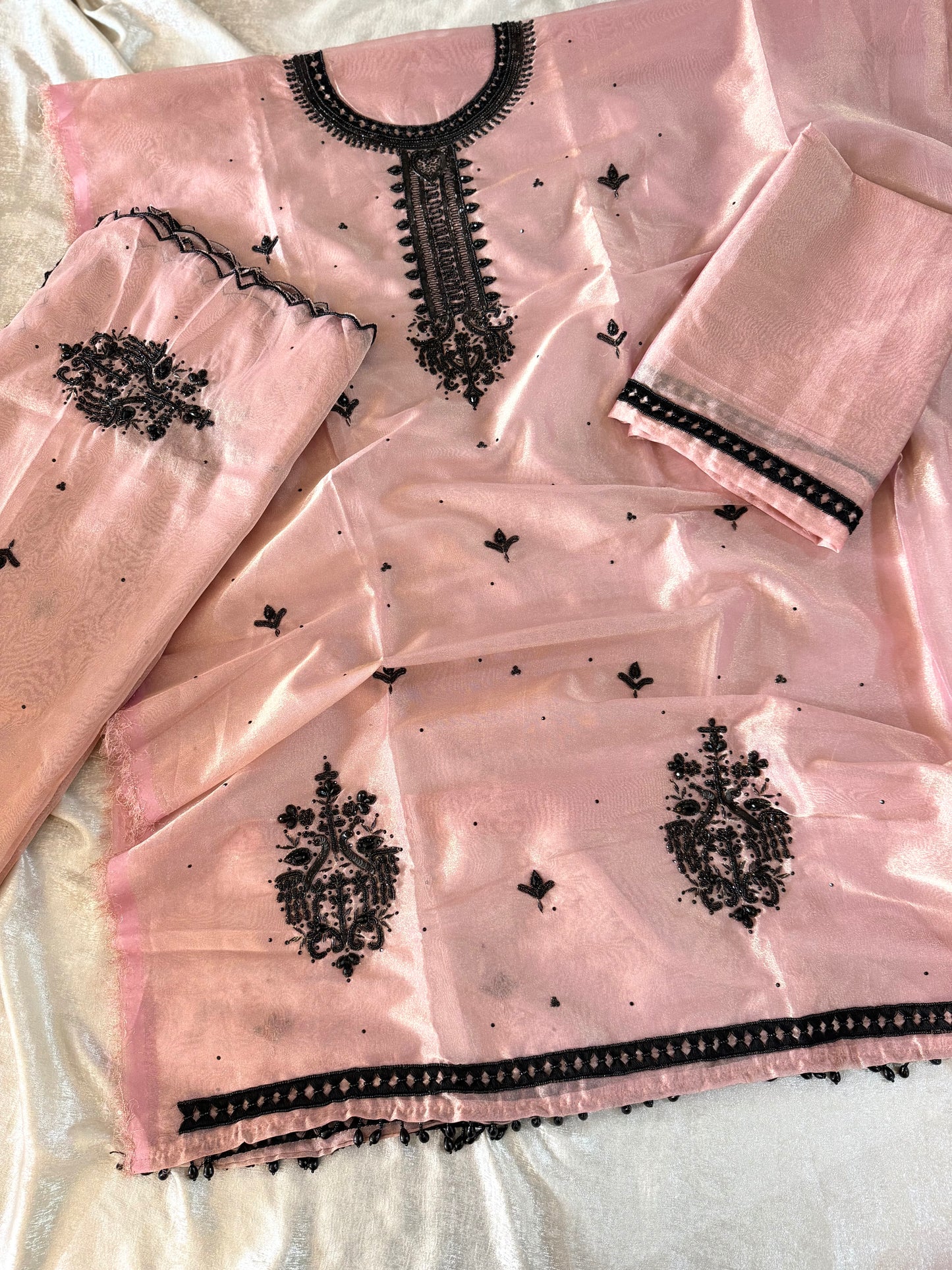 PURE HANDWORK SUIT IN BLACK WORK