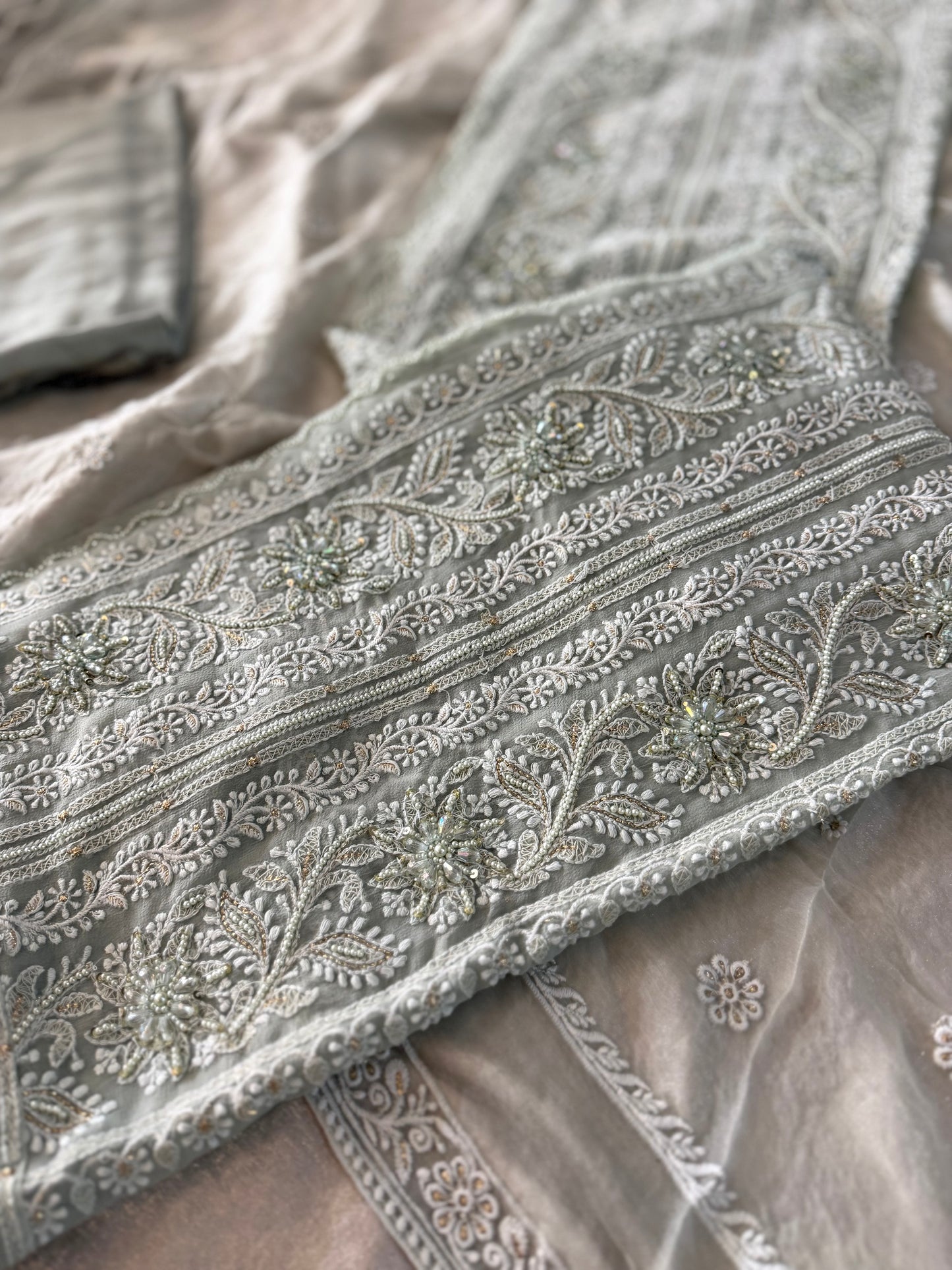 Crosia suits