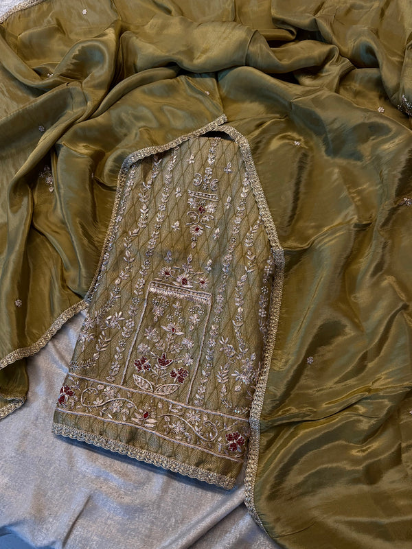 Dabka suits