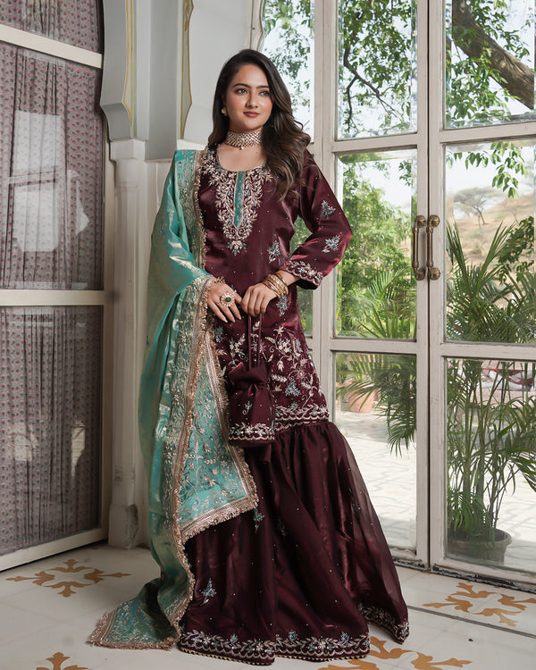 Gharara by Hoor Bano