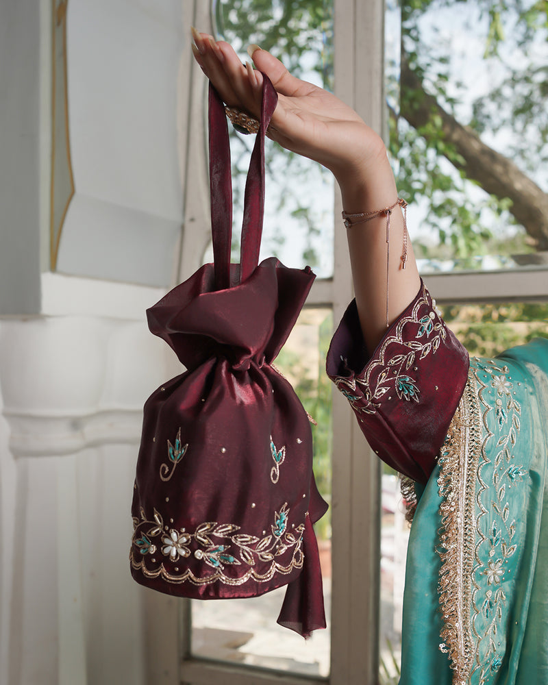 Gharara by Hoor Bano |  | Karishma Emporium | Elegance in Making Pure Zardozi Women wear