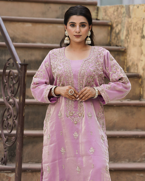 Kurta pant by Manpreet kaur