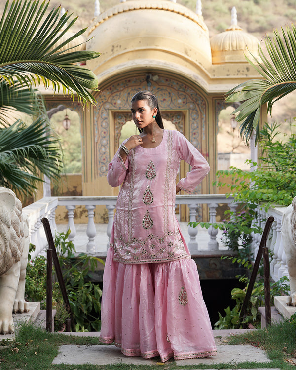 Garara by Nada khan