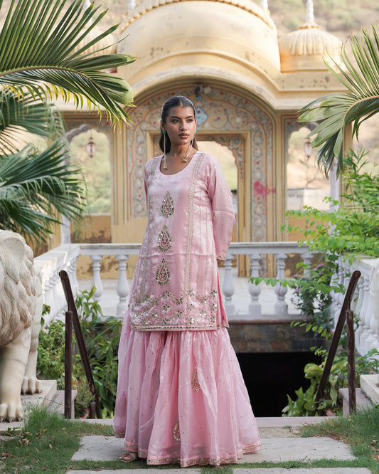 Garara by Nada khan
