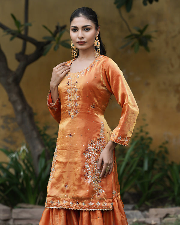 Garara by Naaz begum